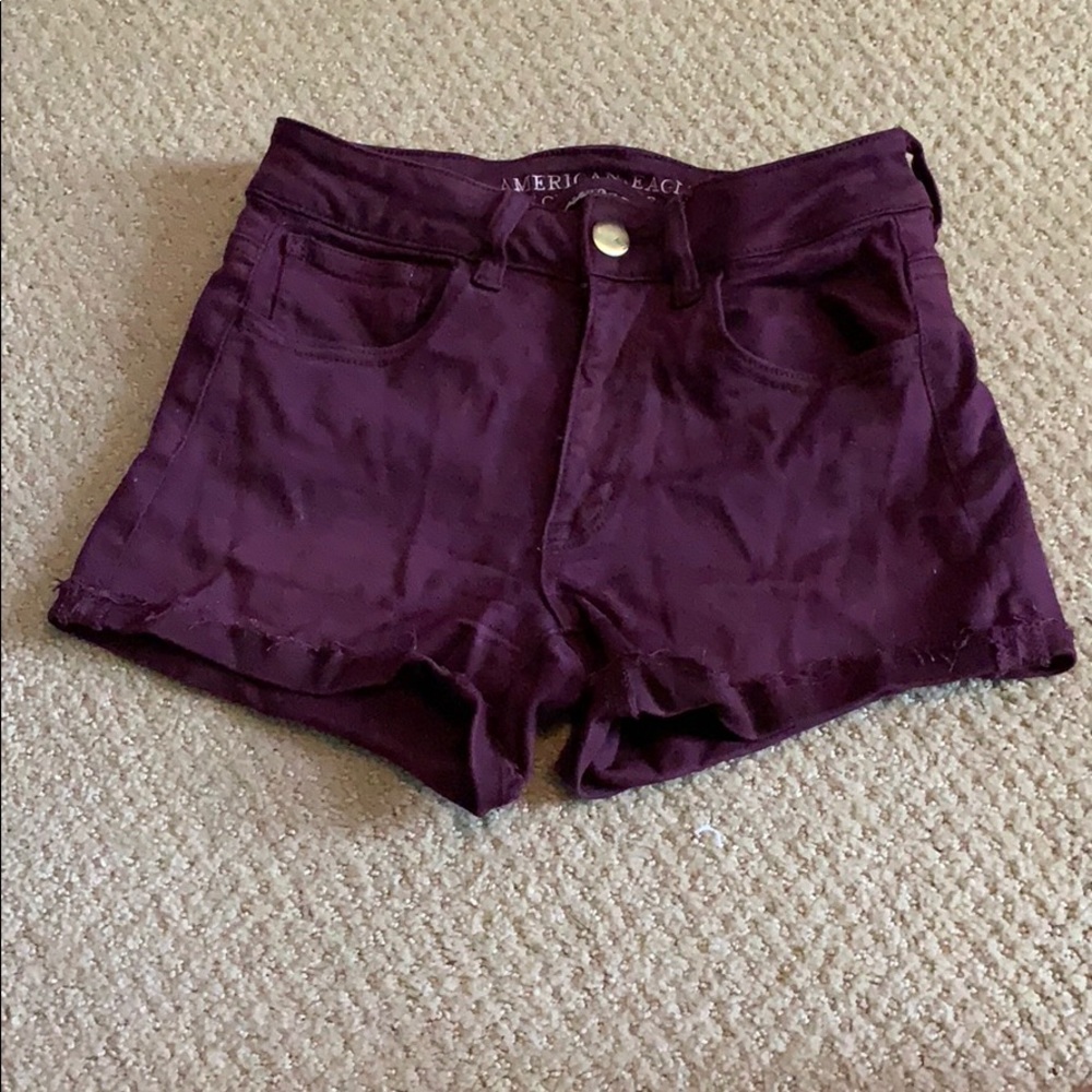 Burgundy American Eagle shorts!